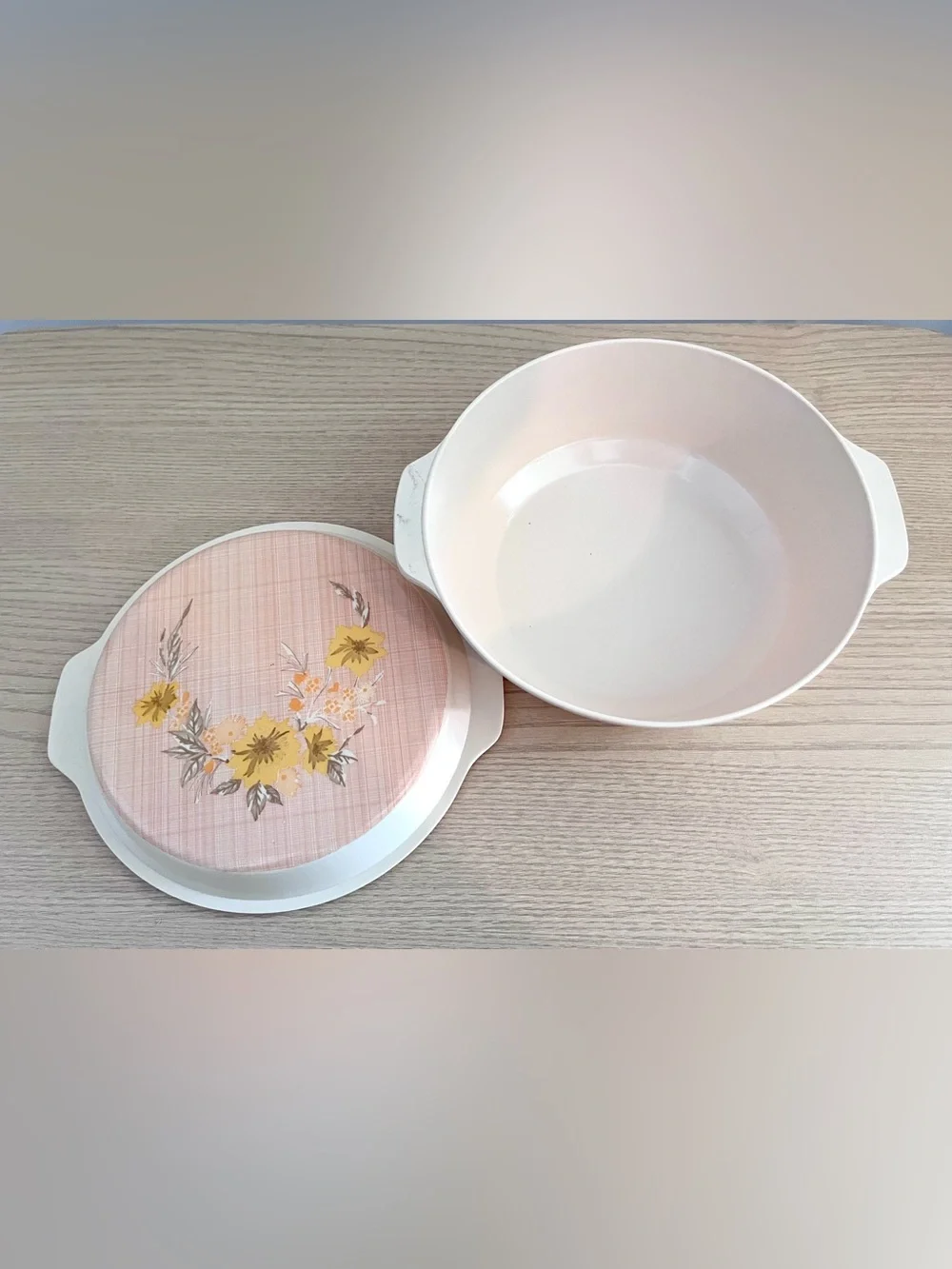 Vintage Bimbo Melamine Covered Casserole Dish Yellow Floral Plaid Lid ~8.5in